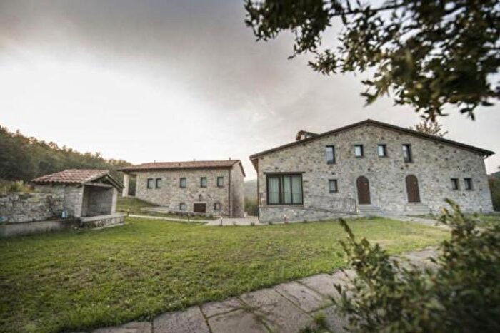 Casa con 6 locali in vendita in Via Giacomo Matteotti SNC, Alto Reno Terme