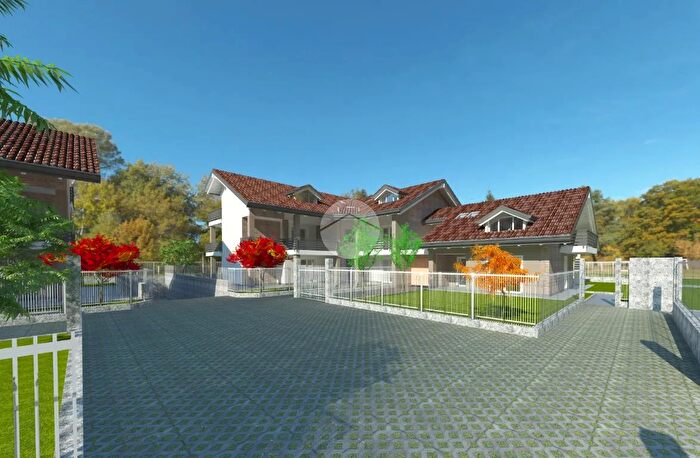 Appartamento con 6 locali in vendita in Via San Gabriele Snc, Pianezza