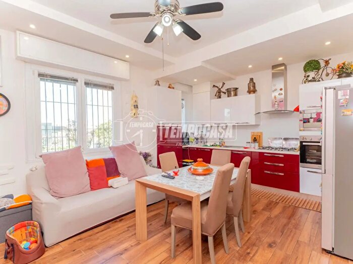 Appartamento bilocale in vendita in Via Cavour, Novate Milanese