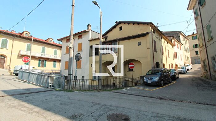 Casa in vendita in Via della Fonte Vecchia Dovadola, Dovadola