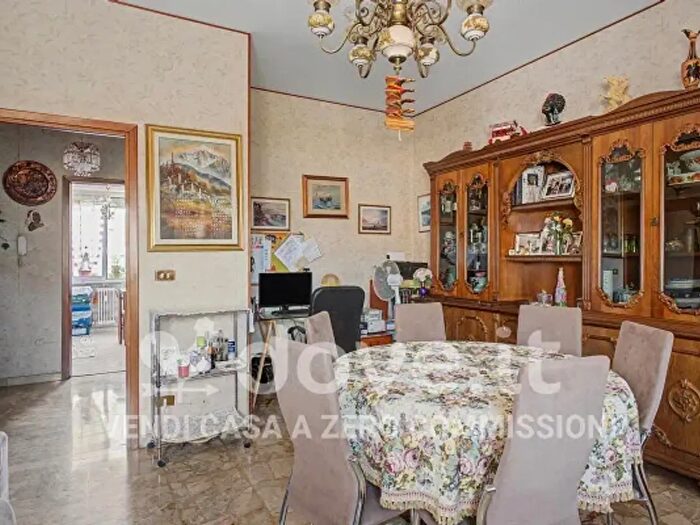 Appartamento trilocale in vendita in Via della Chiesa a, Brescia