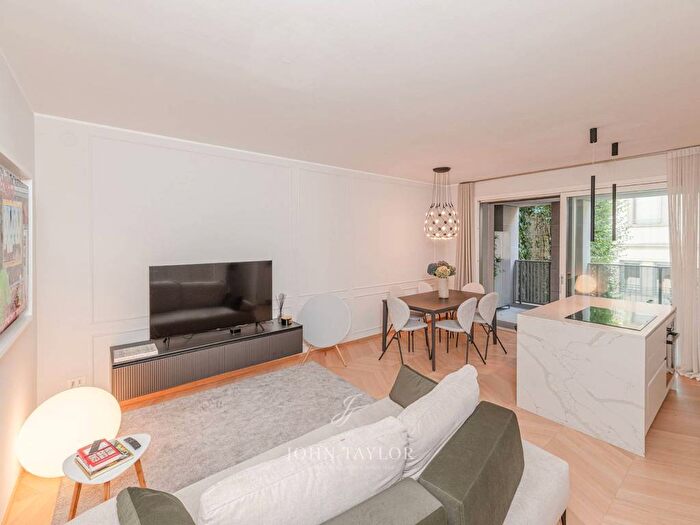 Appartamento con 5 locali in affitto in Via Piero della Francesca, Sempione, Milano