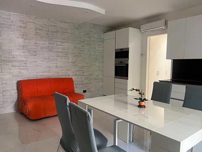 Appartamento monolocale in affitto in Via Caduti in Missione di Pace, Rubattino, Milano