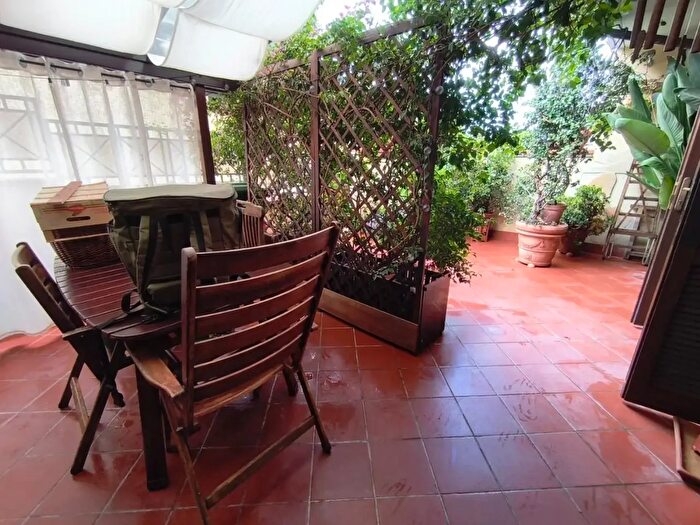 Casa con 5 locali in vendita in Carrara