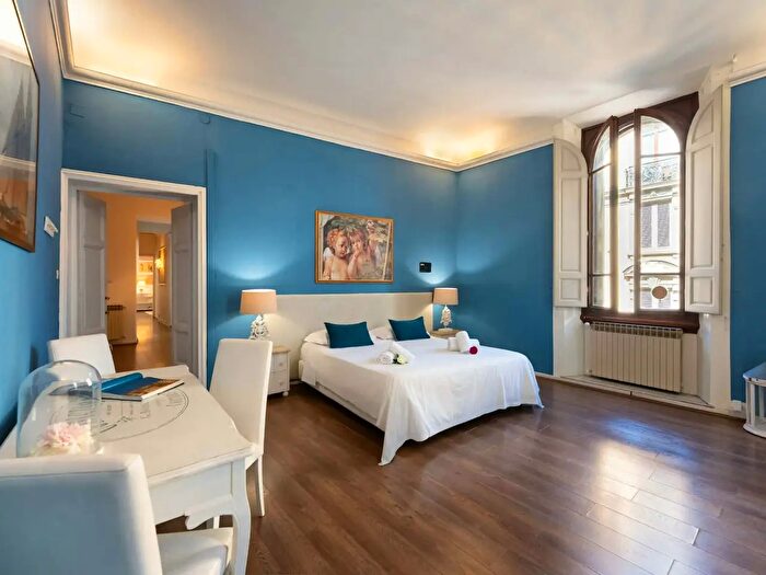 Appartamento in affitto in Via degli Speziali, Firenze