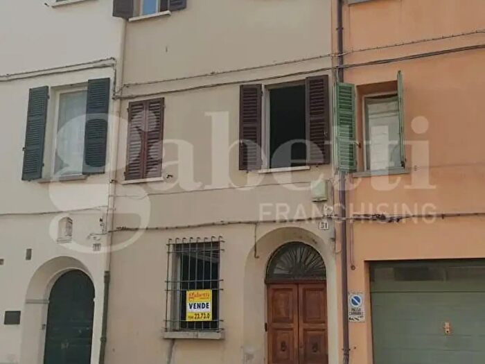 Appartamento con 5 locali in vendita in Via Bondiolo, Faenza