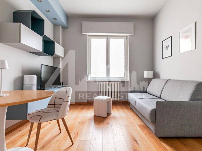 Appartamento bilocale in affitto in Via Vincenzo Rabolini, Ca Granda, Milano