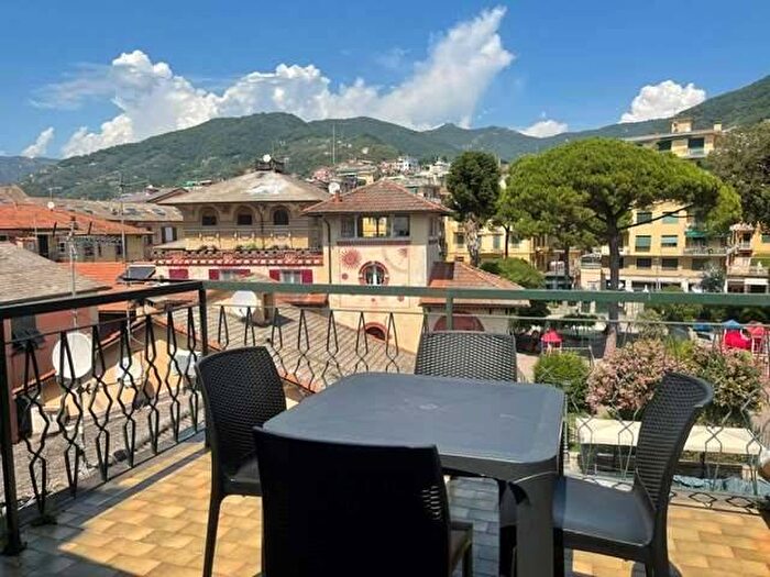 Appartamento bilocale in affitto in Via Venezia, Centro Storico, Rapallo