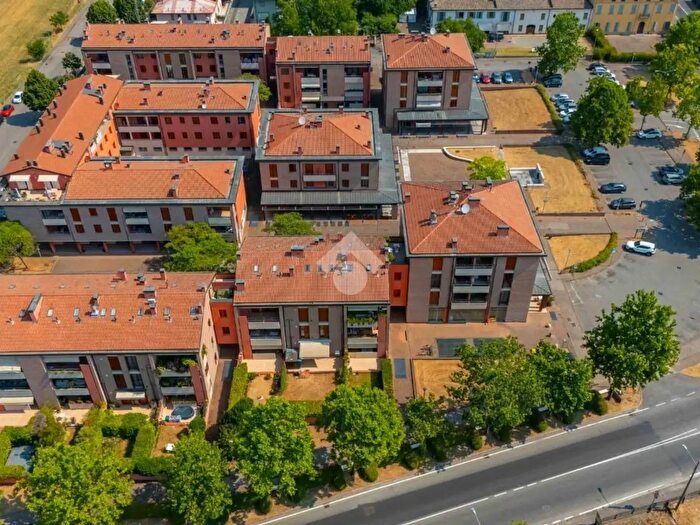 Appartamento bilocale in vendita in Via Cavaillon, Langhirano