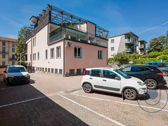 Case in Vendita e in Affitto - 3