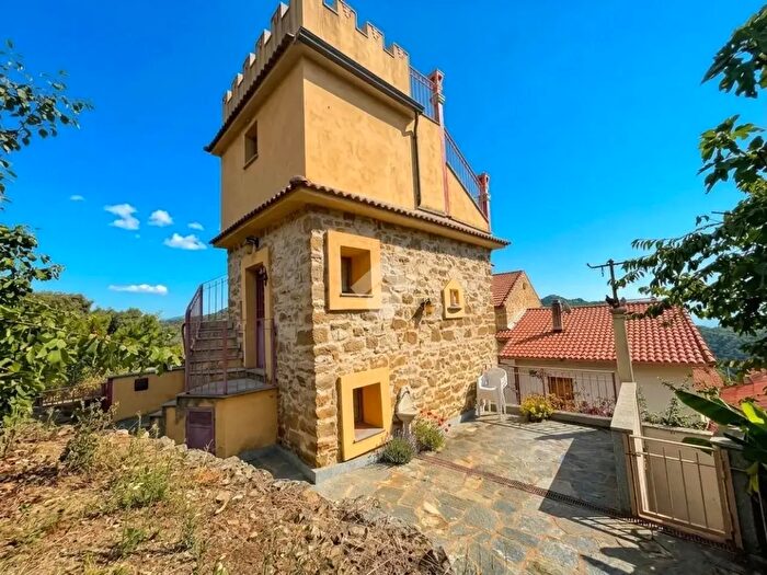 Casa trilocale in vendita in Via delle Otto Case, Ventimiglia