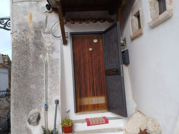 Appartamento quadrilocale in vendita in Via Stefanelli, Centro, Vico del Gargano