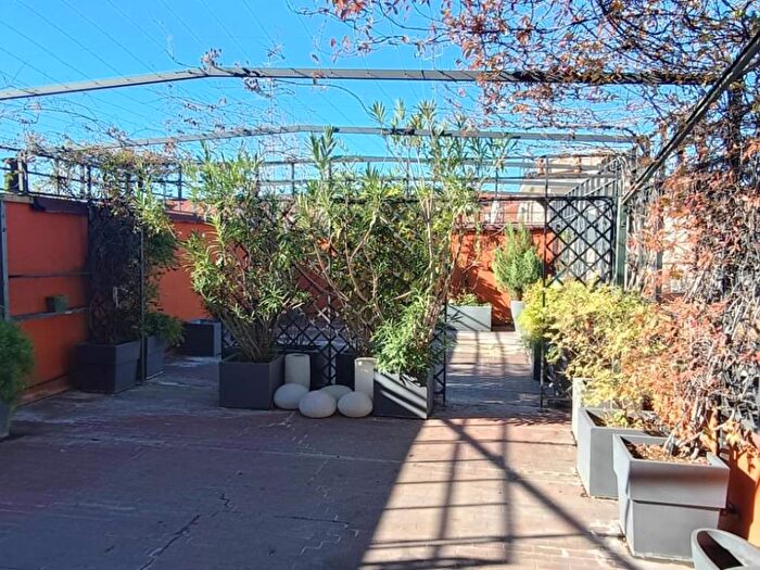 Appartamento quadrilocale in affitto in Via Giuseppe Abamonti, Indipendenza, Milano