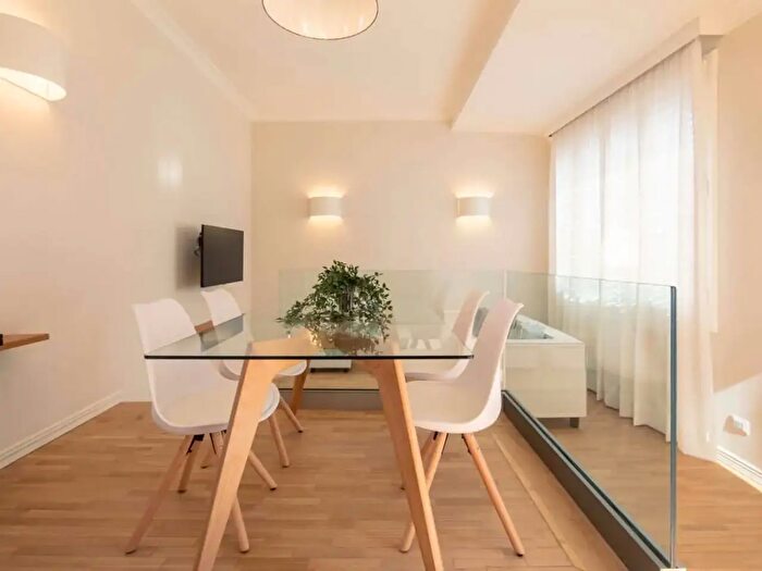 Appartamento monolocale in affitto in Via dei Calzaiuoli, Firenze