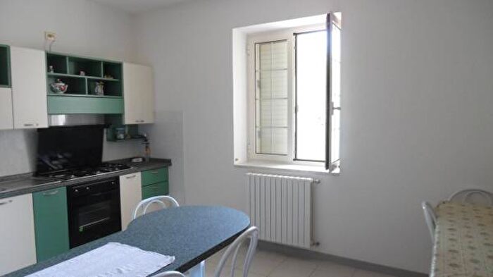 Appartamento con 5 locali in vendita in Rocca San Felice