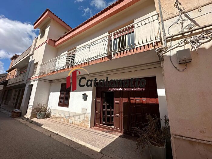 Casa in vendita in Via Trento Borgo Misericordia Castelvetrano Trapani Sicilia Italia, Castelvetrano