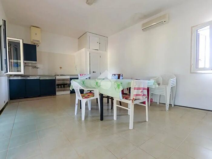 Casa monolocale in vendita in Carraro Piscina di Castiglione, Gioia Del Colle