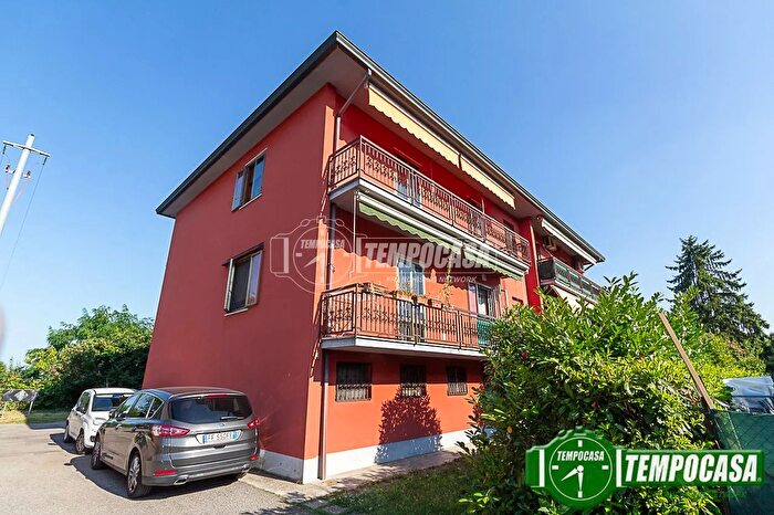 Appartamento trilocale in vendita in Via Giuseppe Verdi, Fombio