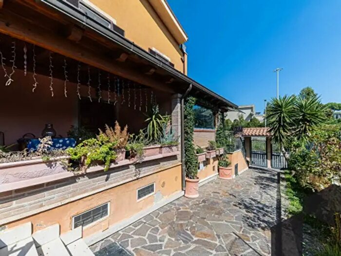 Casa con 5 locali in vendita in Via Domenico Cicinelli, Frascati