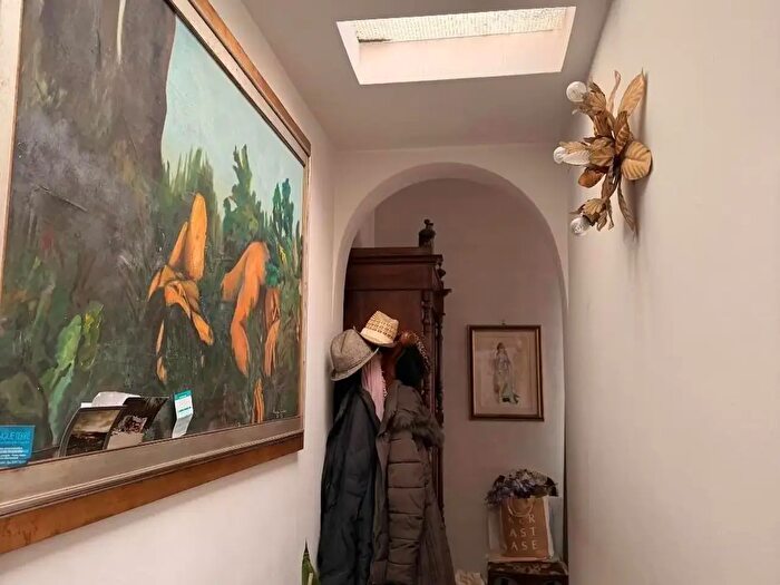 Appartamento con 5 locali in vendita in Viareggio