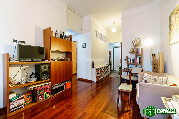 Appartamento trilocale in vendita in Via Ponte Seveso, Milano