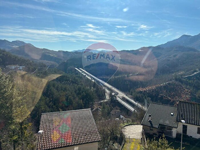 Appartamento con 5 locali in affitto in Via Casentinese, Verghereto