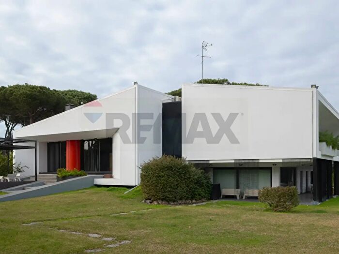 Casa con 6 locali in vendita in Roma