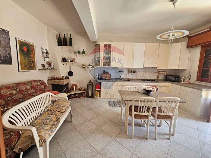 Appartamento quadrilocale in vendita in Via Tommaso Marinetti, Bagheria