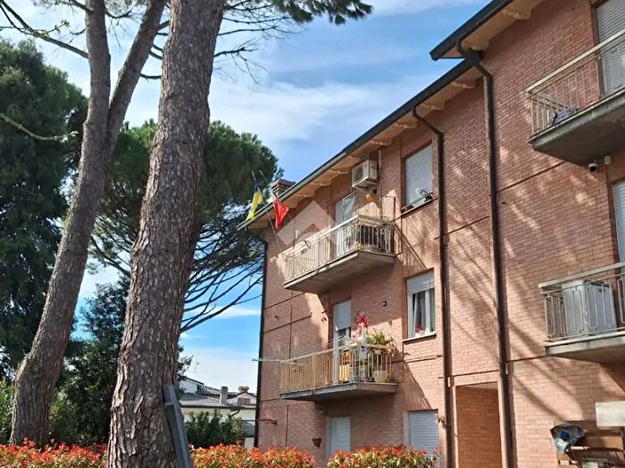 Appartamento quadrilocale in vendita in Via della Costituzione, Bagnacavallo