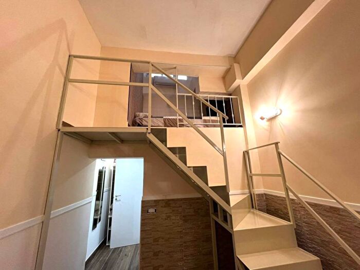 Appartamento bilocale in affitto in Via Caio Duilio, Fuorigrotta, Napoli