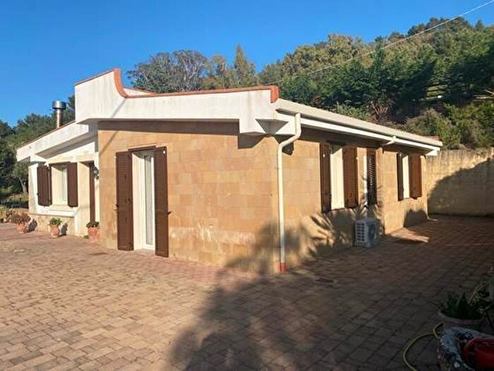 Casa quadrilocale in affitto in Sabucina, Caltanissetta