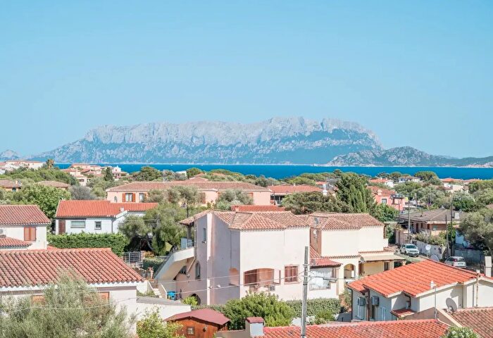 Appartamento trilocale in vendita in Olbia