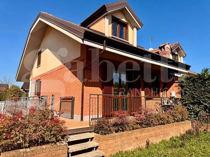 Casa con 5 locali in vendita in Via Cascina Nuova, Bruino