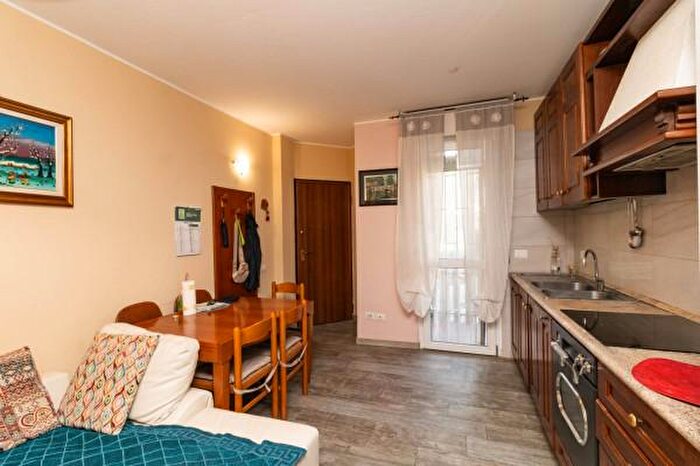 Appartamento quadrilocale in vendita in Via Lorenzi, Bergamo