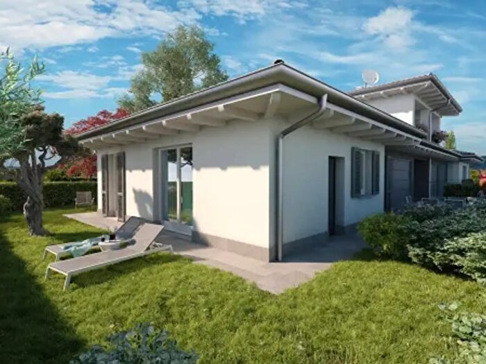 Casa quadrilocale in vendita in Via Liguria, Romano Di Lombardia