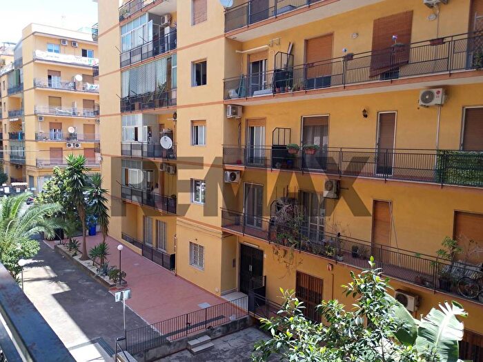 Appartamento quadrilocale in affitto in Via Lecce, Vulcania Sanzio, Catania