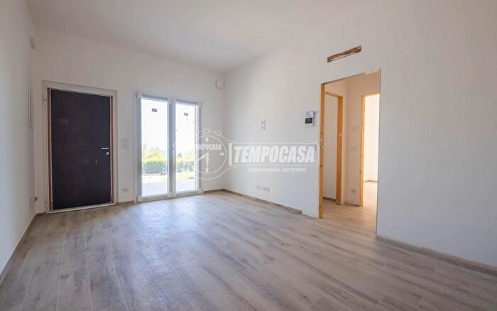 Appartamento trilocale in vendita in Acquaviva Picena