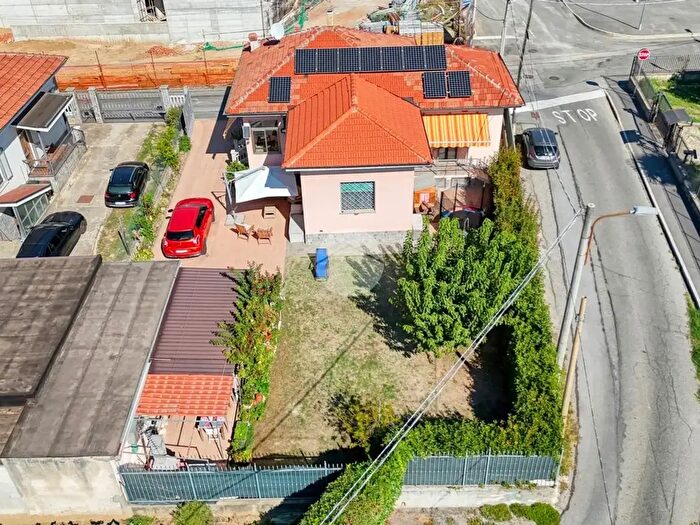 Case in Vendita e in Affitto - 3