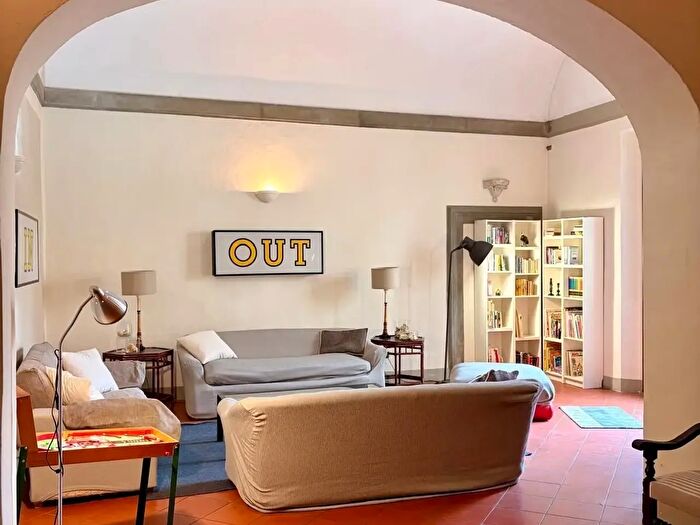 Appartamento quadrilocale in affitto in Piazza Pier Vettori, Firenze