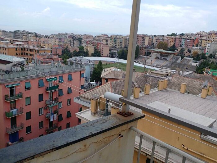 Appartamento trilocale in affitto in Via Giuseppe Sapeto, Borgoratti, Genova