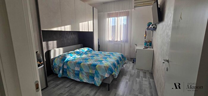 Appartamento quadrilocale in vendita in Via Montalese, Prato