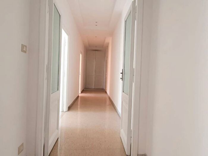 Appartamento trilocale in affitto in Via Angelo Poliziano, Colle Oppio, Roma