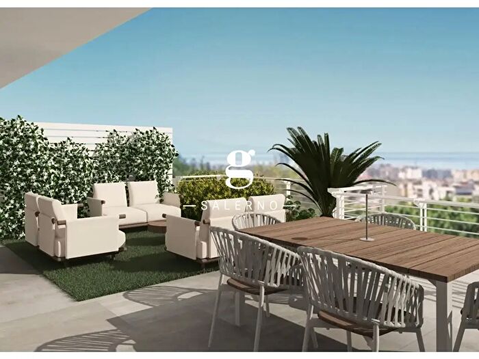 Casa con 5 locali in vendita in Via Zoccoli, Salerno