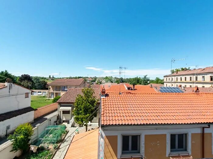Appartamento quadrilocale in vendita in Via Vincenzo Rogna, Mirabello Monferrato