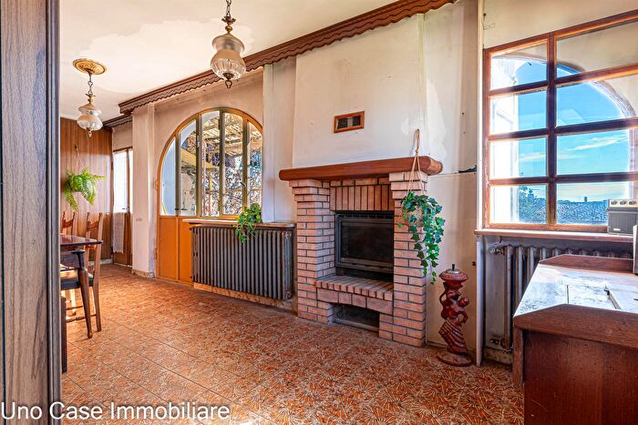 Casa con 5 locali in vendita in Castellamonte, Castellamonte