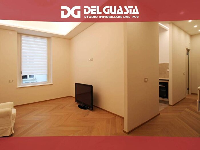Appartamento quadrilocale in affitto in Via Settembre, San Vincenzo, Genova