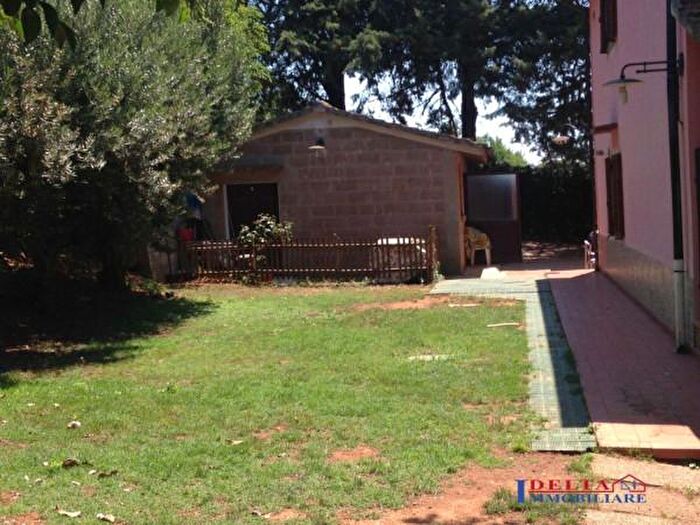 Casa con 6 locali in vendita in Area Residenziale Rosignano Solvay, Rosignano Marittimo