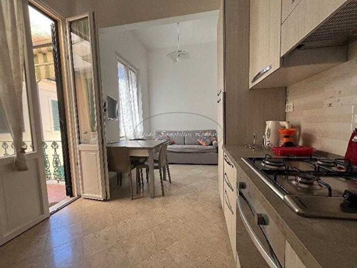 Appartamento bilocale in affitto in Centro, Viareggio