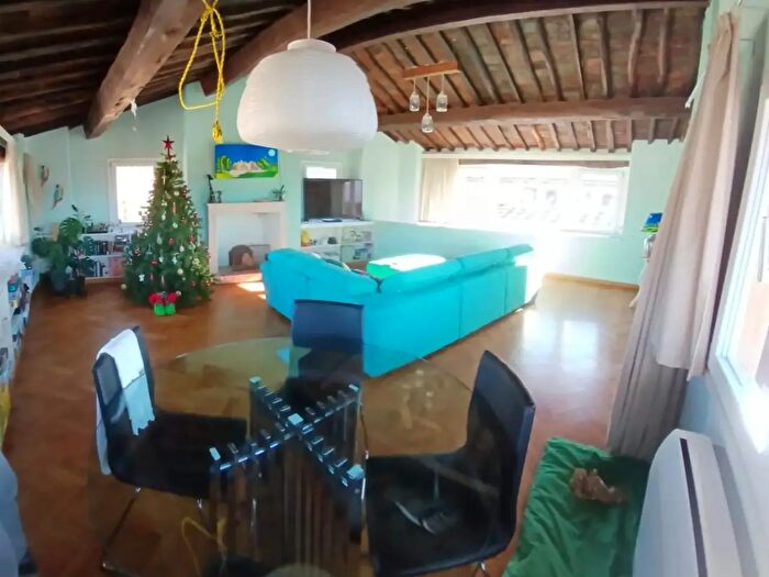 Appartamento con 5 locali in vendita in Lucca