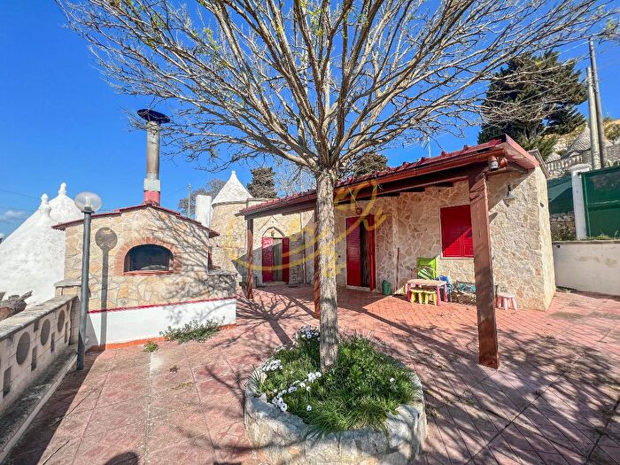 Casa con 5 locali in vendita in Canale di Pirro, Fasano